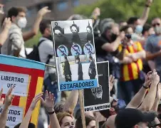 转折点！瓦伦西亚战术微调，欧冠加时末段攻防权衡，压力陡增，资深球员宣示担当(欧冠比分预测今日推荐预测)